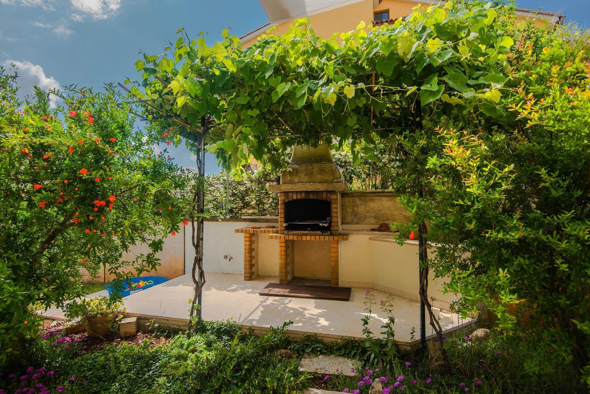 Apartments Buic Vinkuran Buitenkant foto