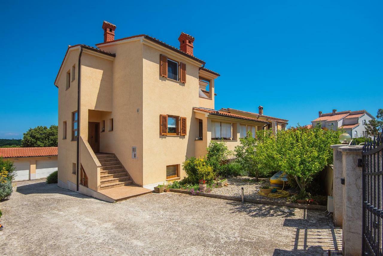 Apartments Buic Vinkuran Buitenkant foto